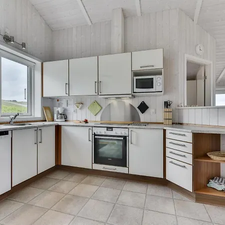 Holiday home Sisko - 600m From The Sea In Funen By Interhome